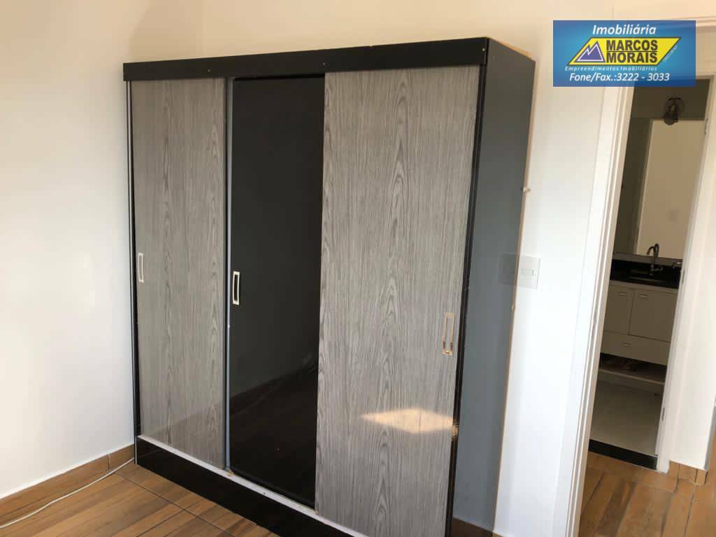 Apartamento à venda com 2 quartos, 70m² - Foto 11