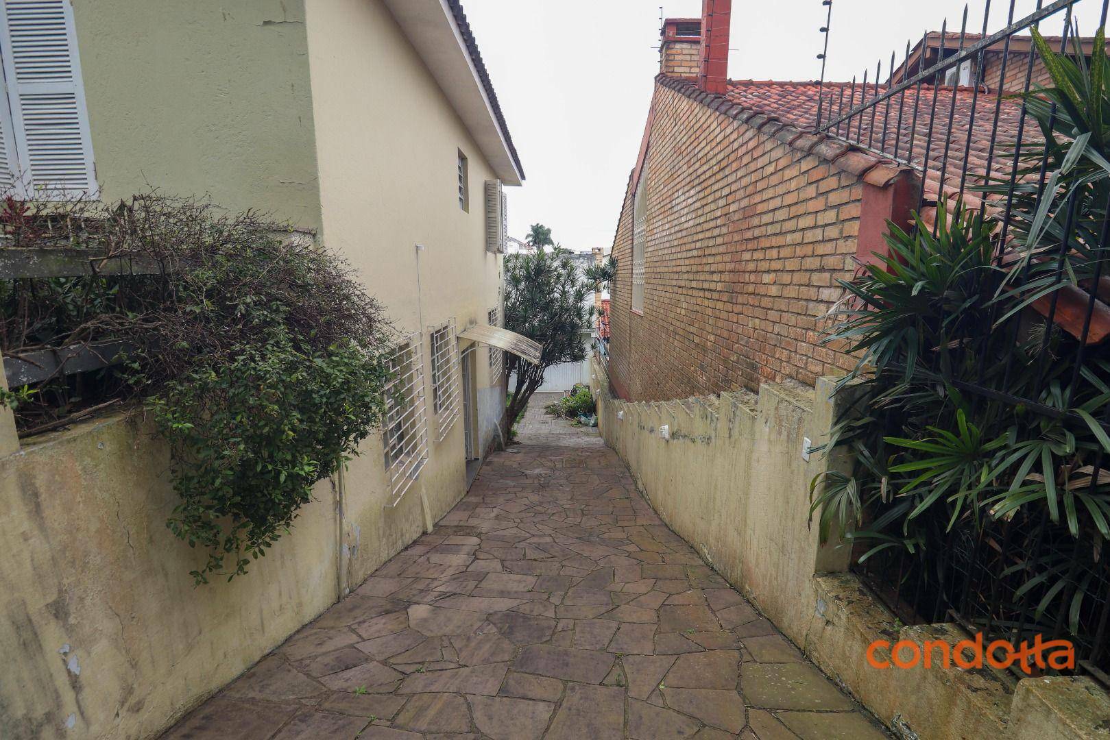 Casa para alugar com 3 quartos, 259m² - Foto 18