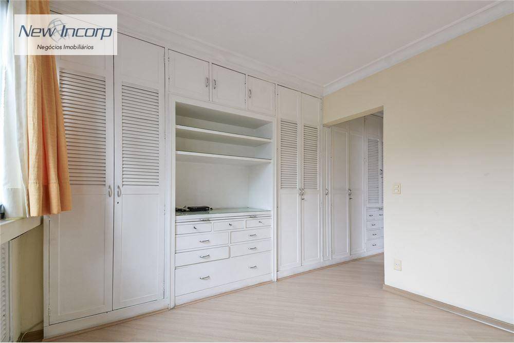 Apartamento à venda com 3 quartos, 115m² - Foto 23