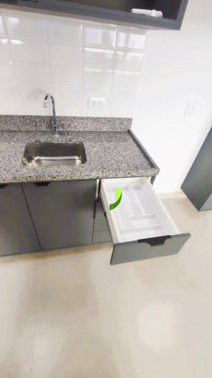 Apartamento para alugar com 2 quartos, 40m² - Foto 8