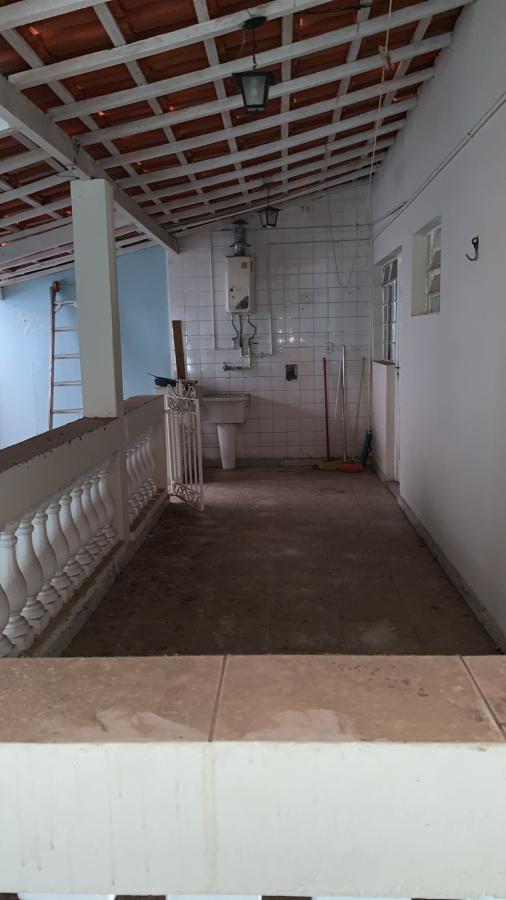 Casa para alugar com 2 quartos, 220m² - Foto 15