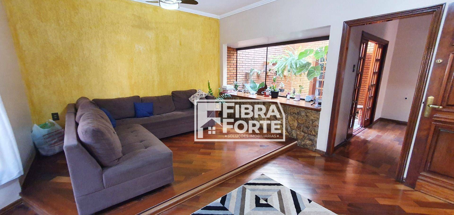 Casa à venda com 3 quartos, 168m² - Foto 3