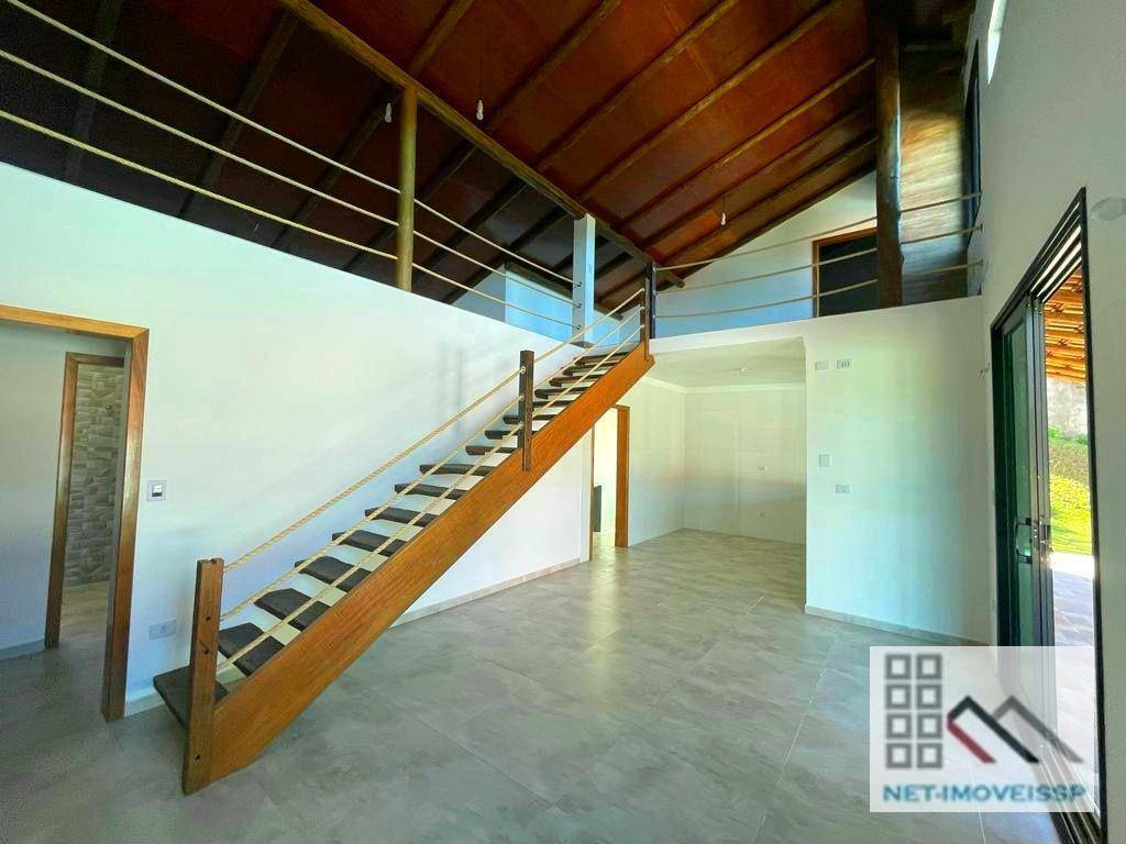 Casa à venda com 3 quartos, 160m² - Foto 8