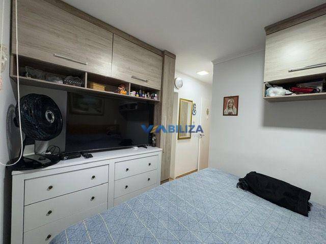 Apartamento à venda com 3 quartos, 83m² - Foto 18