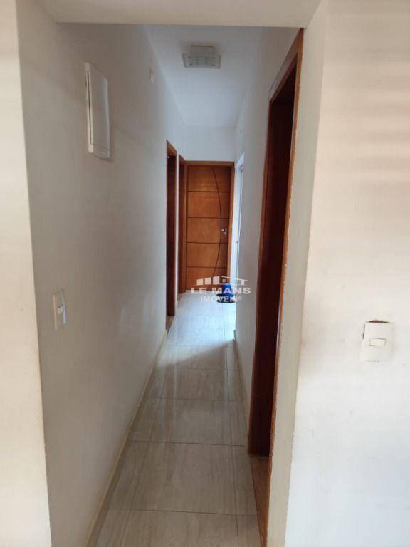Casa à venda com 5 quartos, 200m² - Foto 13