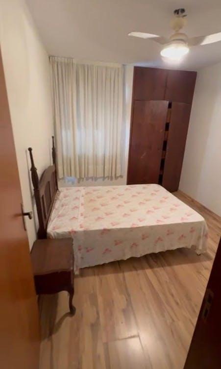 Apartamento à venda com 4 quartos, 160m² - Foto 8