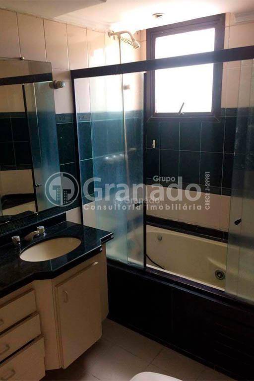 Apartamento à venda com 3 quartos, 147m² - Foto 15