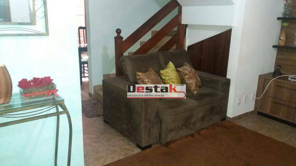 Sobrado à venda com 3 quartos, 74m² - Foto 7