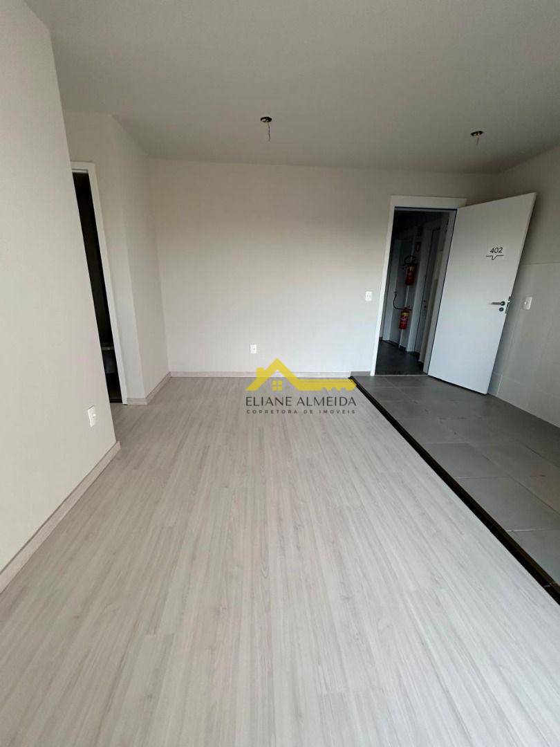 Apartamento à venda com 3 quartos, 58m² - Foto 16