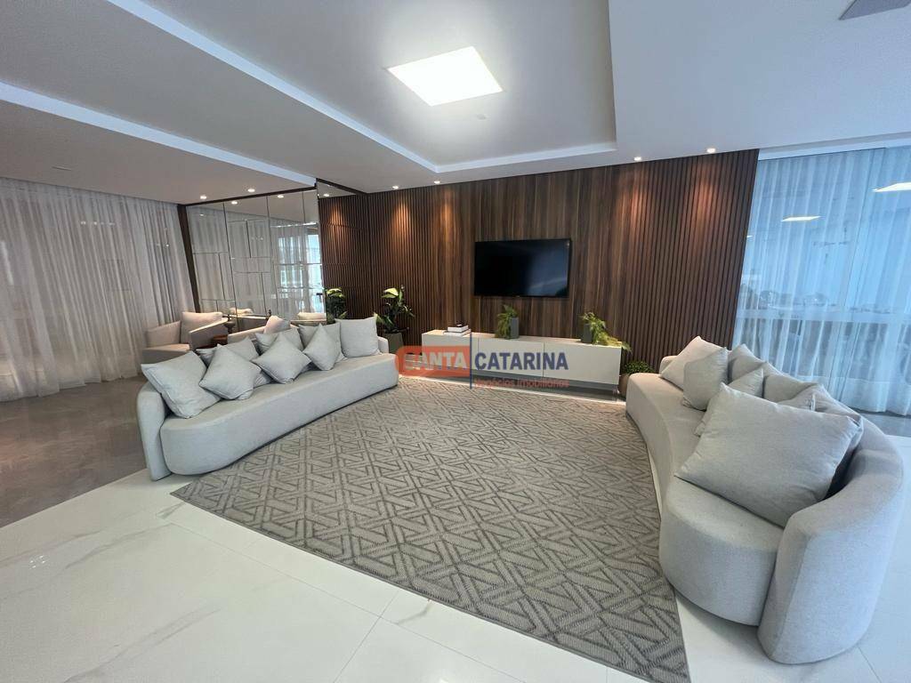 Apartamento à venda com 3 quartos, 139m² - Foto 34