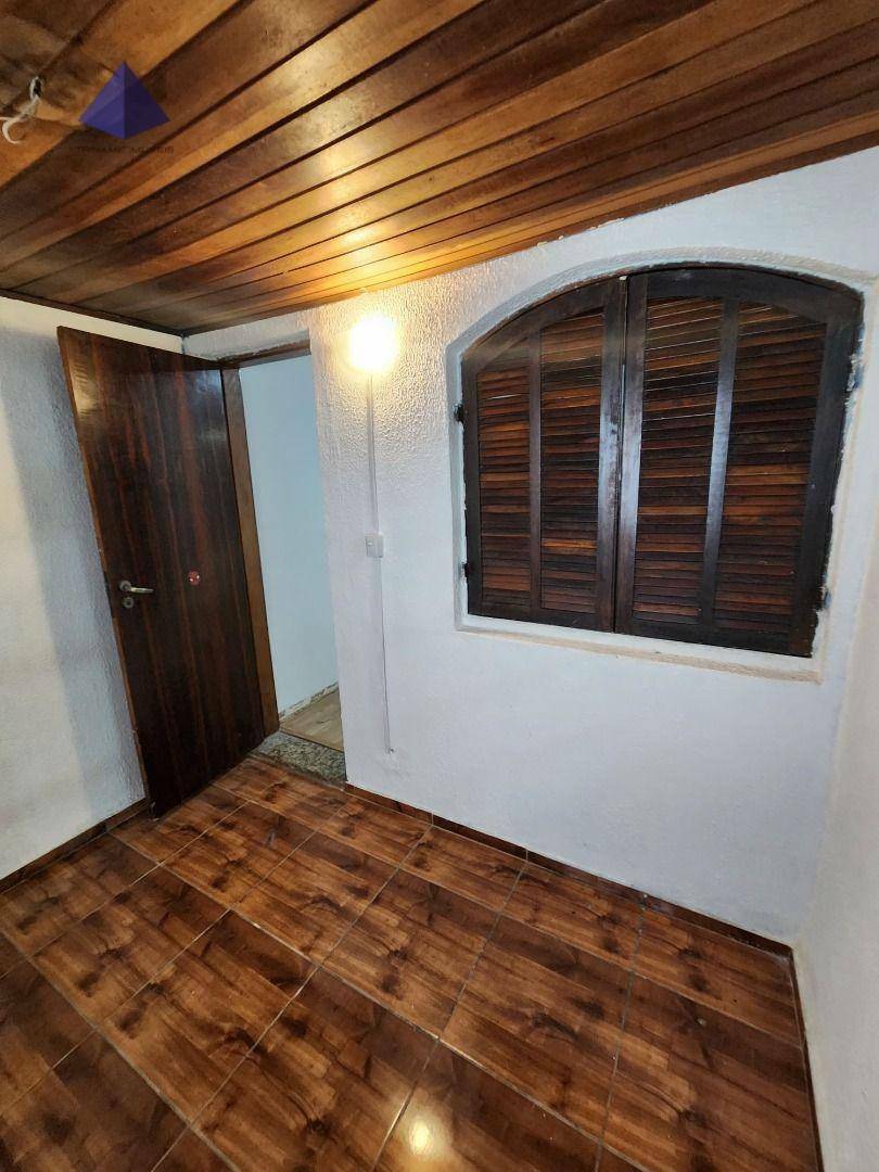 Casa à venda com 2 quartos, 96m² - Foto 11