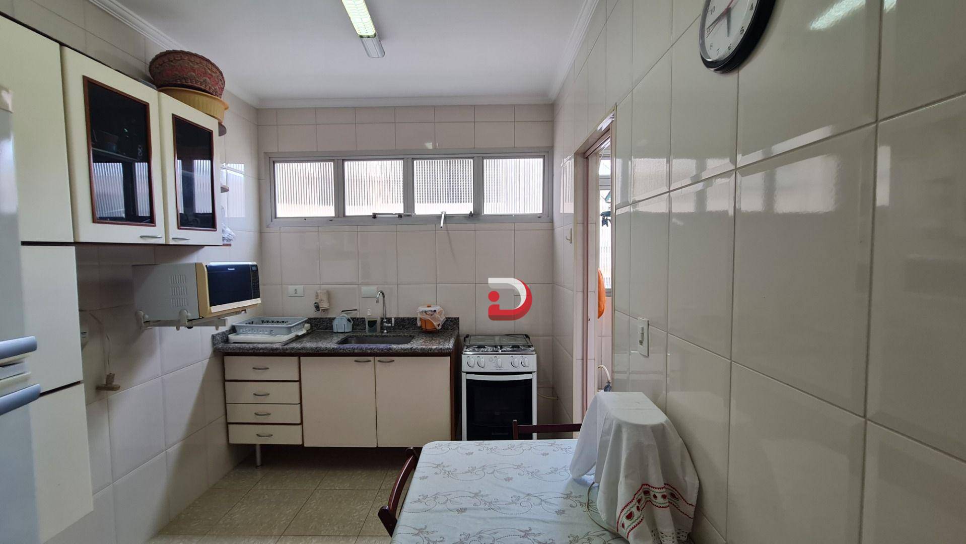 Apartamento para alugar com 2 quartos, 90m² - Foto 5