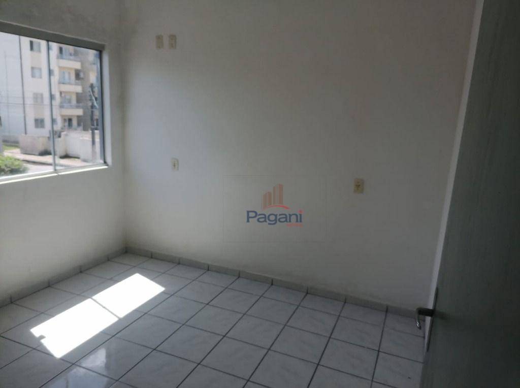 Apartamento à venda com 1 quarto, 30m² - Foto 4