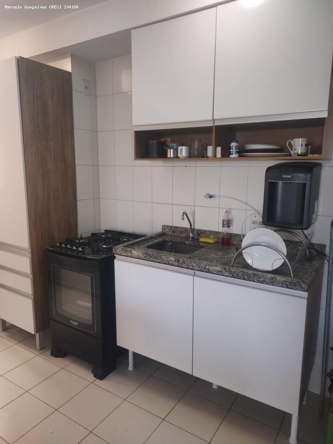 Apartamento à venda com 3 quartos, 68m² - Foto 7