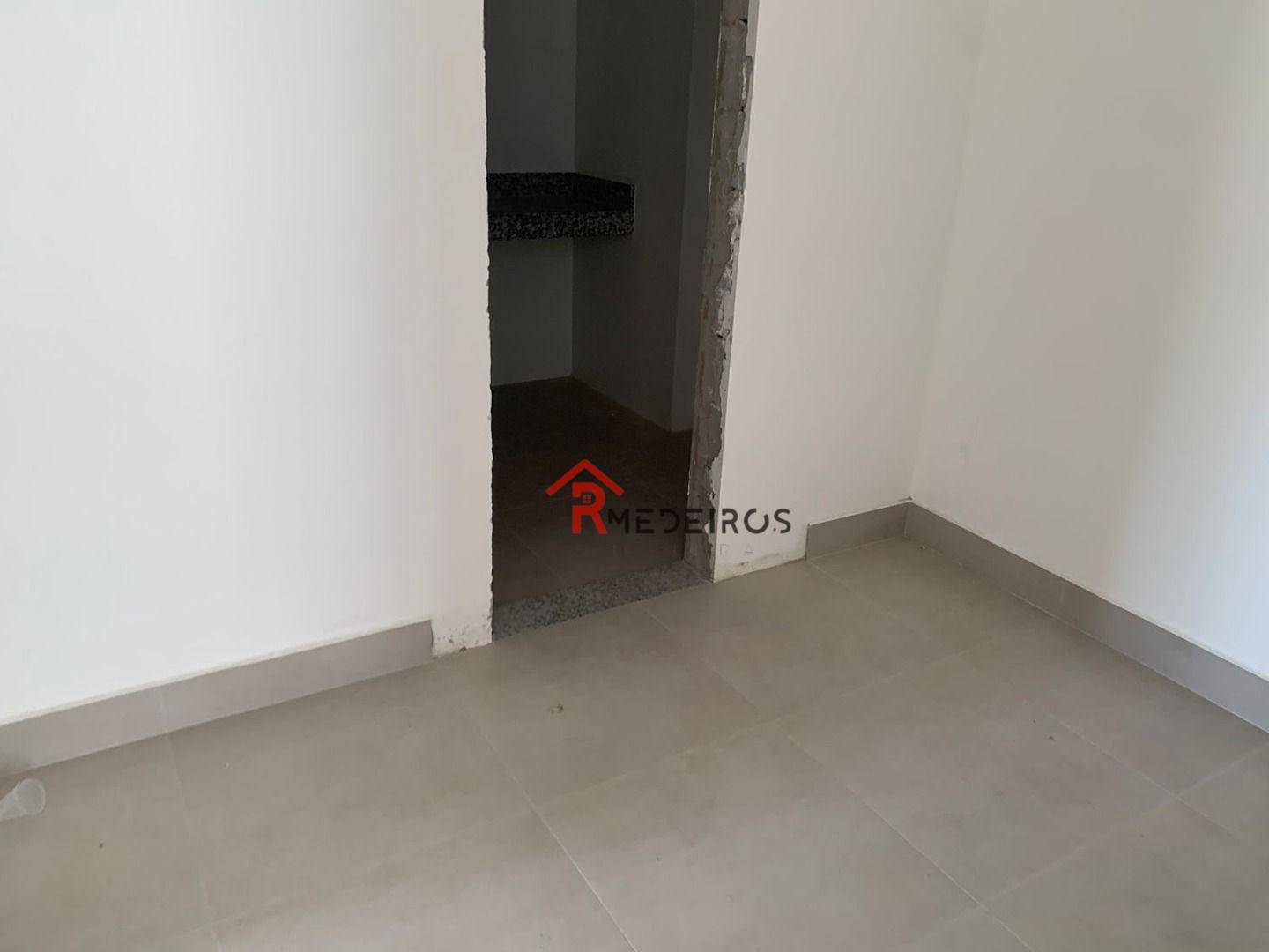 Apartamento à venda com 3 quartos, 143m² - Foto 26