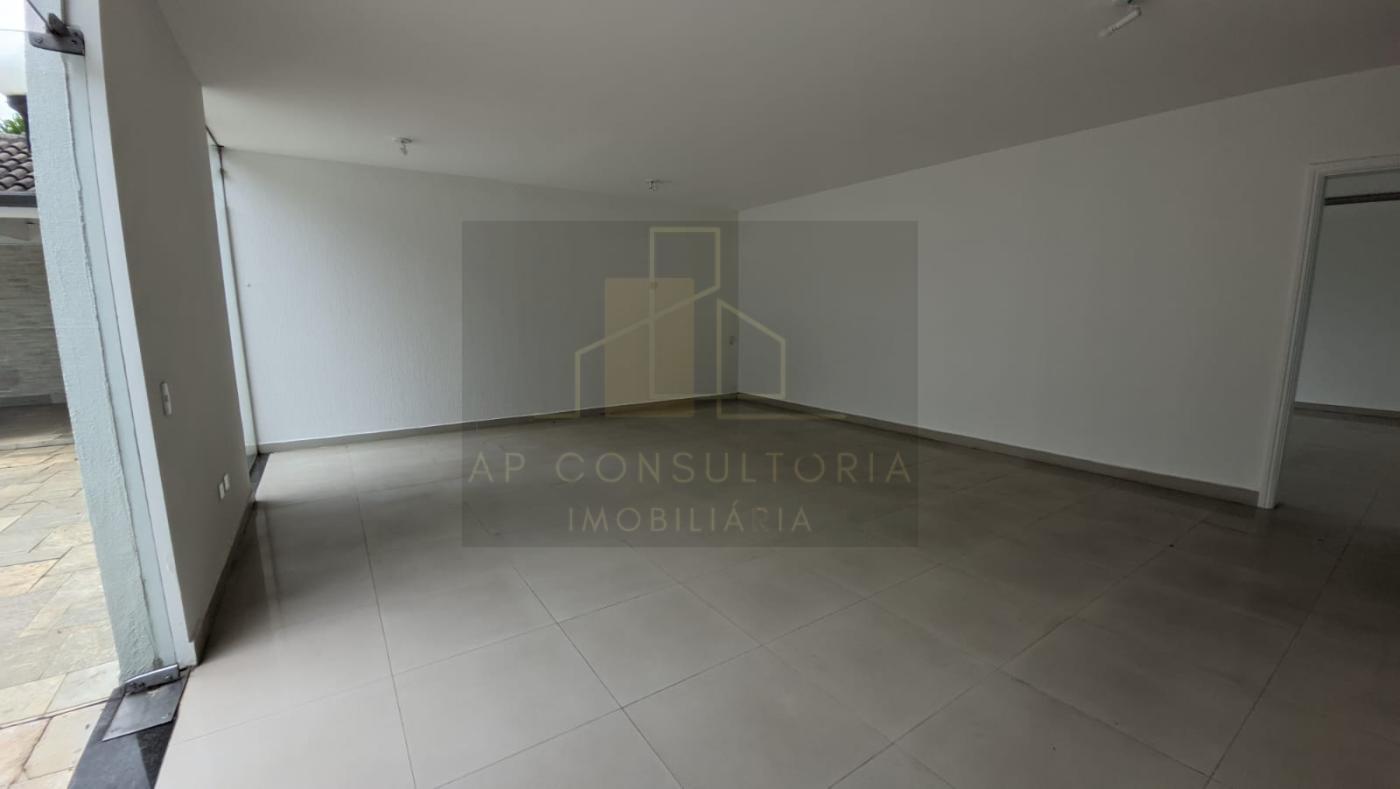 Casa à venda com 4 quartos, 620m² - Foto 30