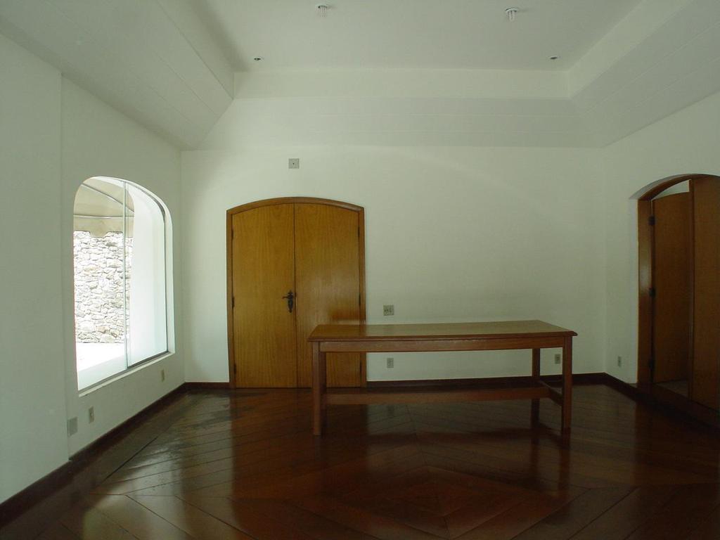 Apartamento à venda com 4 quartos, 220m² - Foto 3