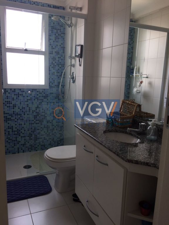 Apartamento à venda com 2 quartos, 62m² - Foto 3