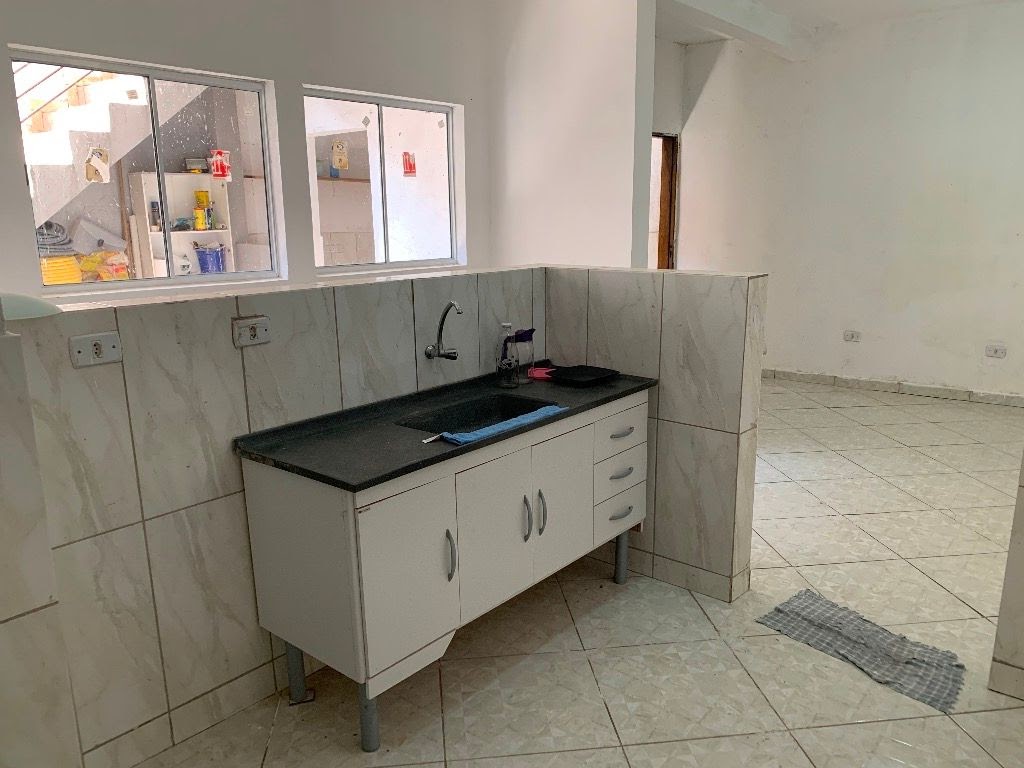 Casa para alugar com 2 quartos, 115m² - Foto 5