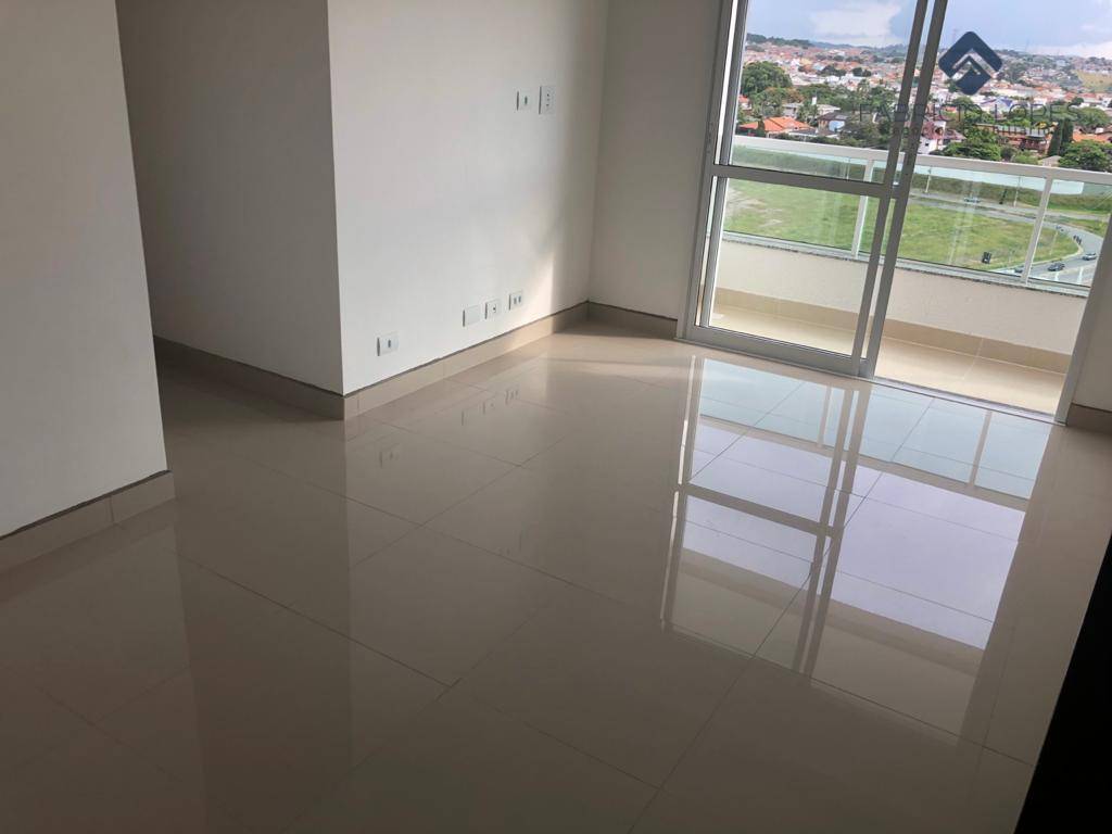 Apartamento à venda com 2 quartos, 69m² - Foto 2