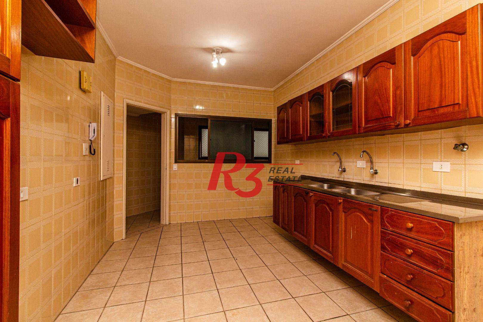 Apartamento para alugar com 3 quartos, 192m² - Foto 15