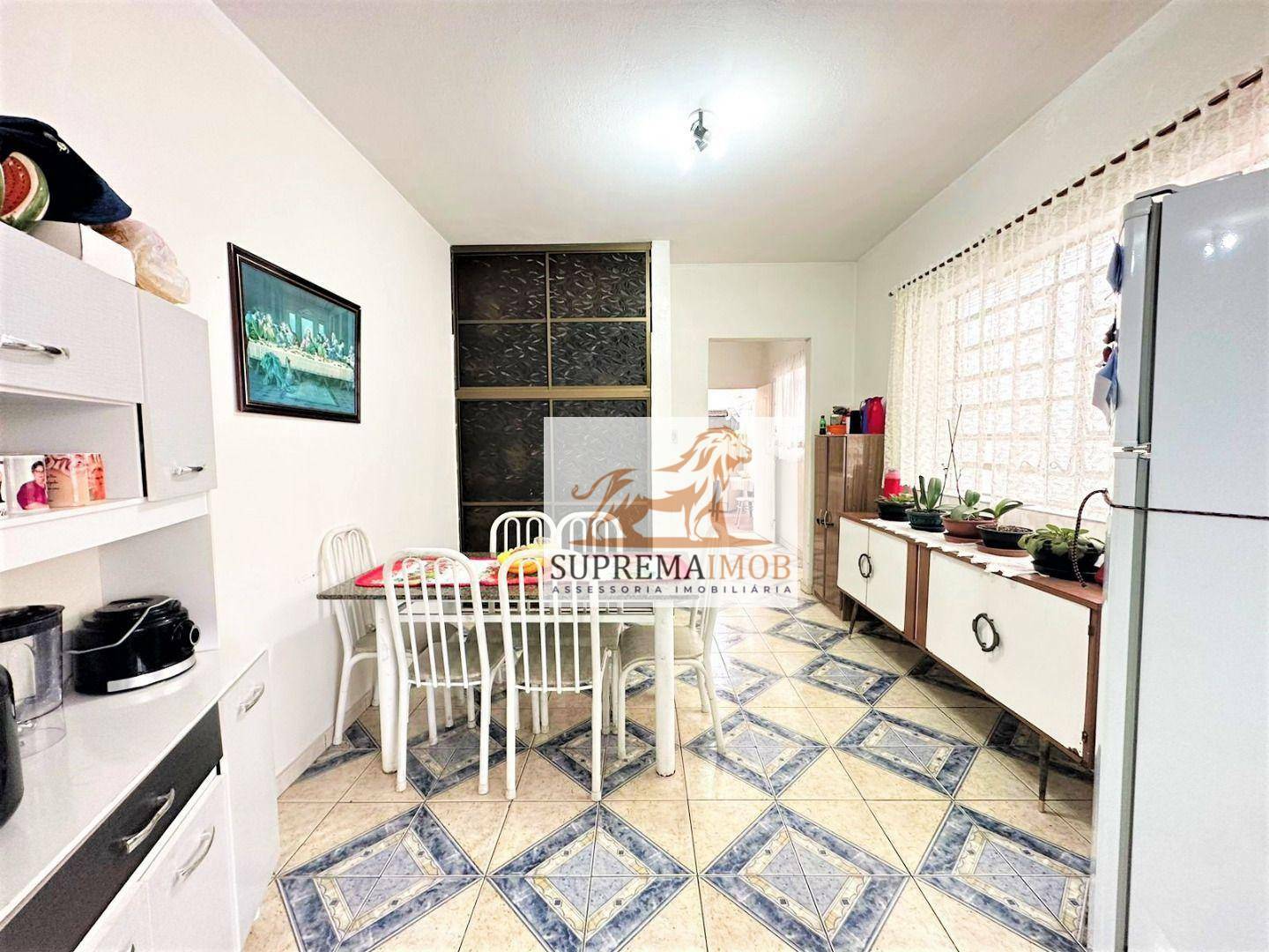 Casa à venda com 2 quartos, 208m² - Foto 8