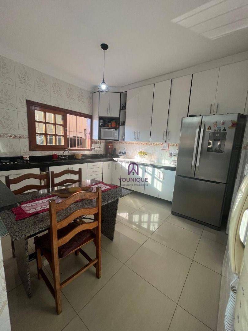 Casa à venda com 3 quartos, 1556m² - Foto 35