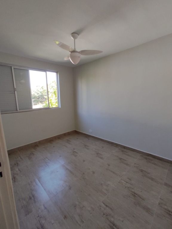 Apartamento à venda com 2 quartos, 68m² - Foto 7