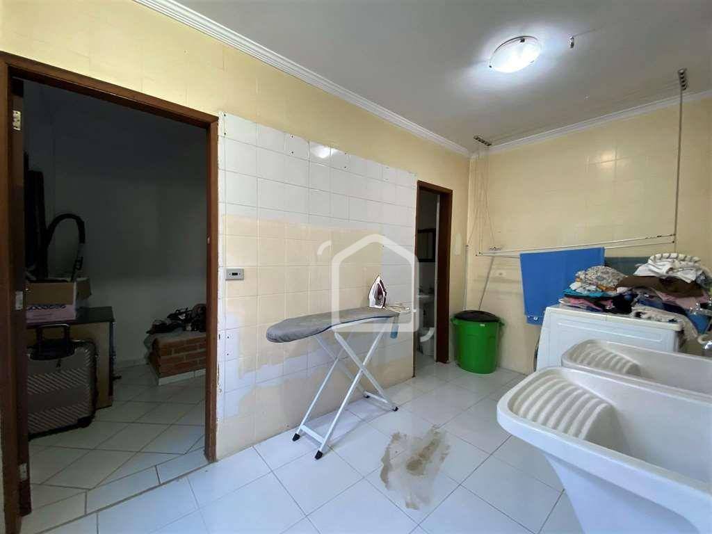 Casa de Condomínio à venda com 3 quartos, 553m² - Foto 47