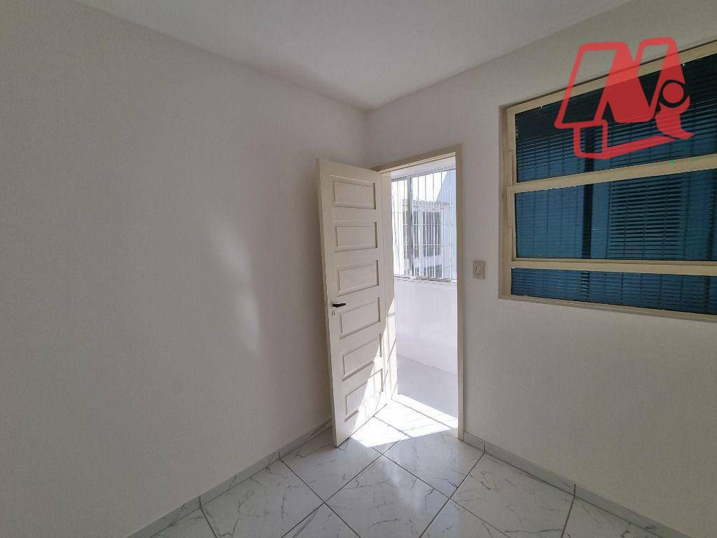 Apartamento para alugar com 2 quartos, 80m² - Foto 8