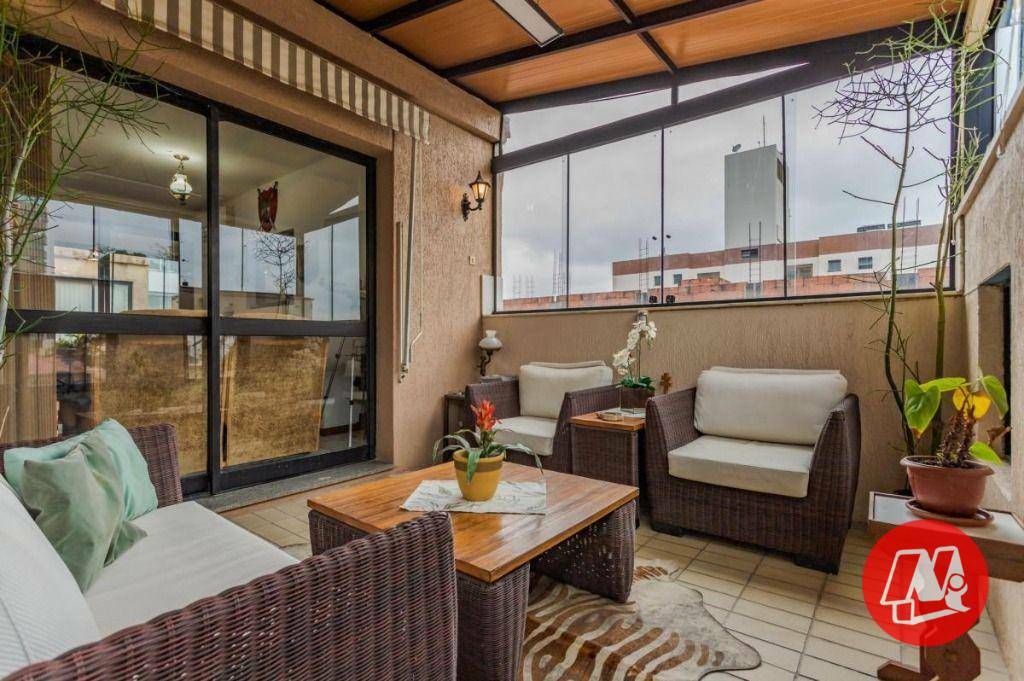 Apartamento para alugar com 3 quartos, 206m² - Foto 29