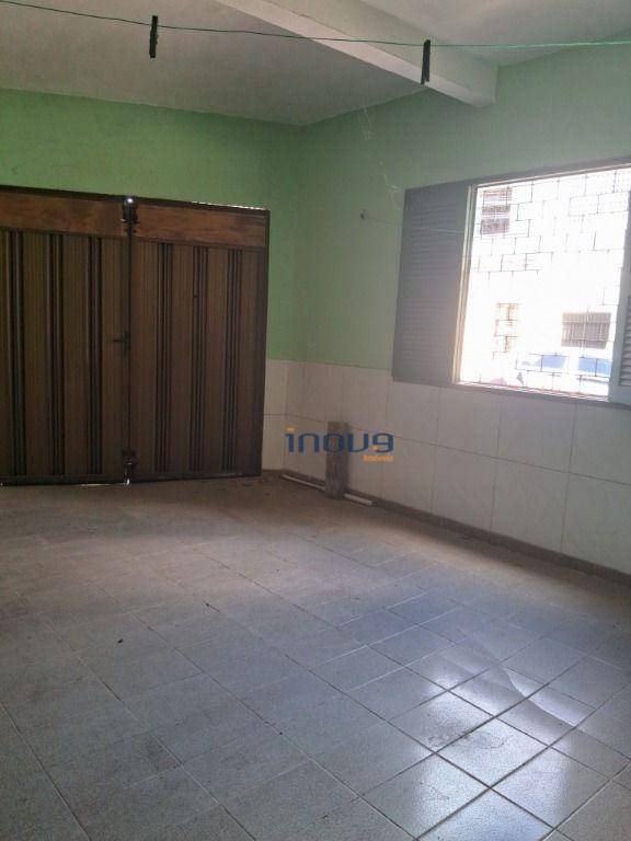 Apartamento à venda com 3 quartos, 100m² - Foto 4