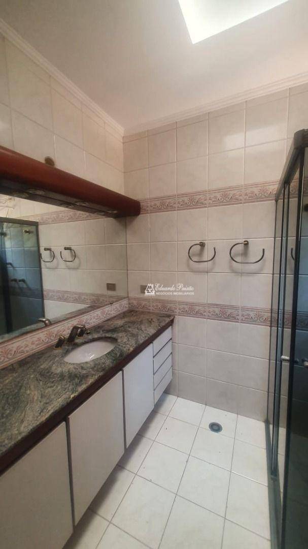 Casa à venda e aluguel com 2 quartos, 185m² - Foto 20