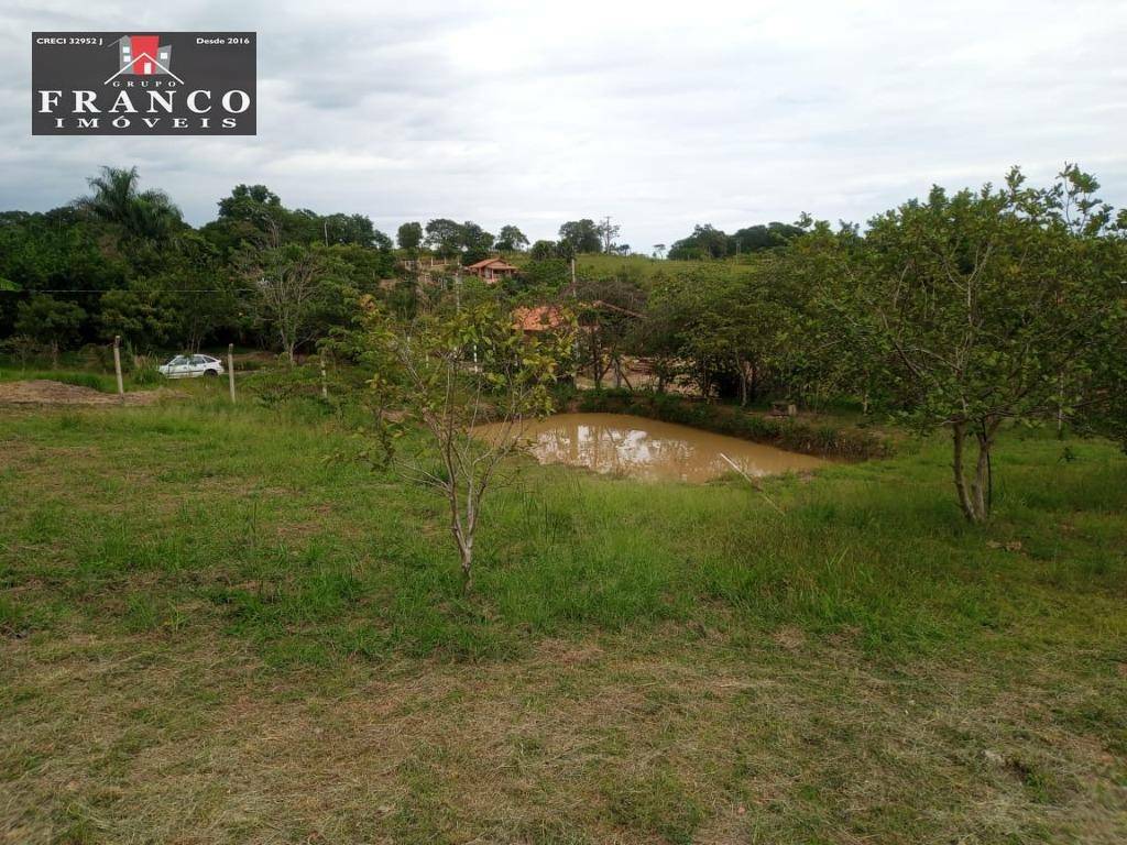 Chácara à venda com 2 quartos, 70m² - Foto 15