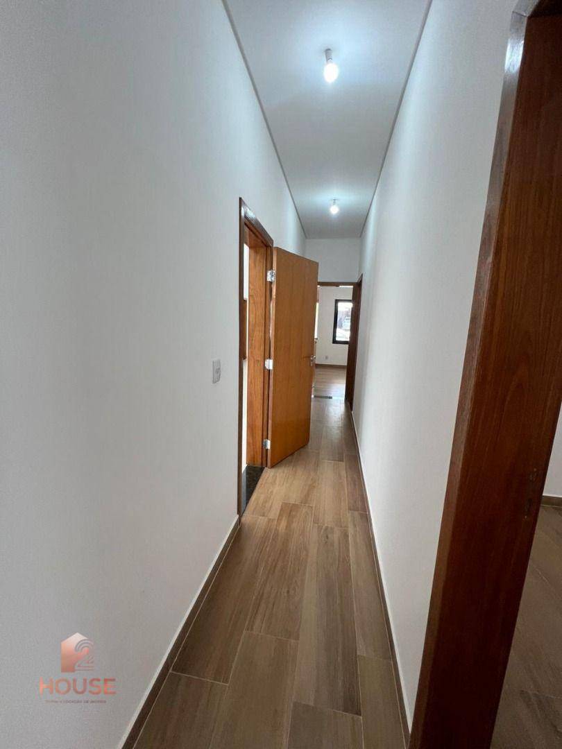 Casa de Condomínio à venda com 4 quartos, 220m² - Foto 9