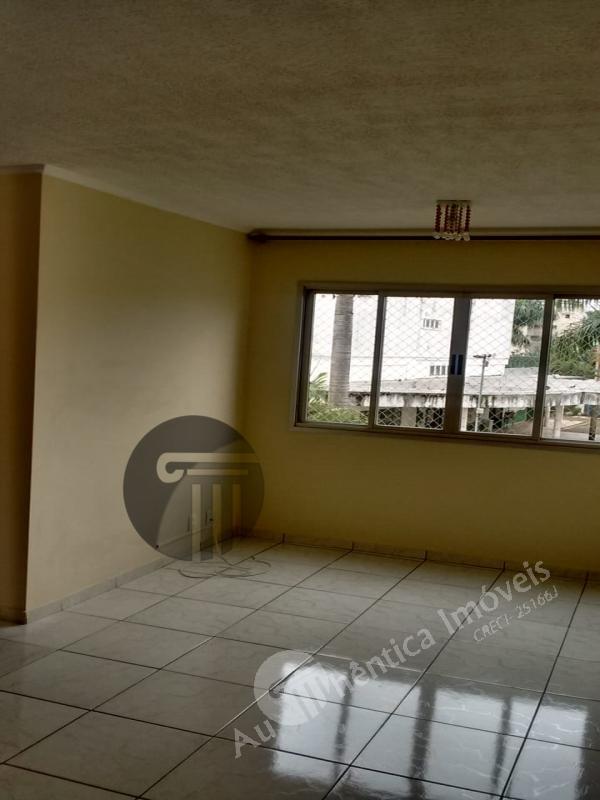 Apartamento à venda com 2 quartos, 65m² - Foto 2