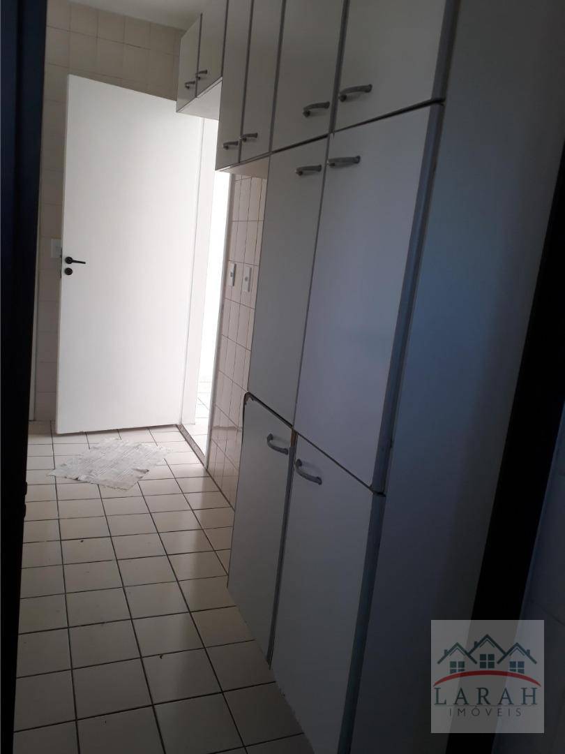 Apartamento à venda com 3 quartos, 75m² - Foto 14