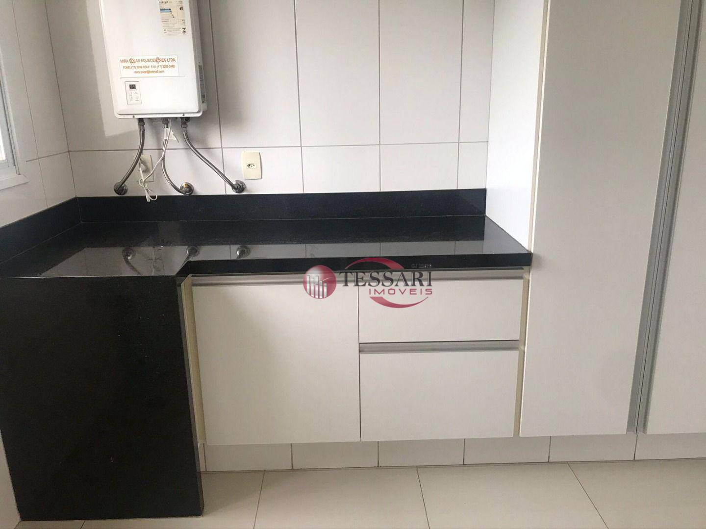 Apartamento à venda com 3 quartos, 160m² - Foto 8