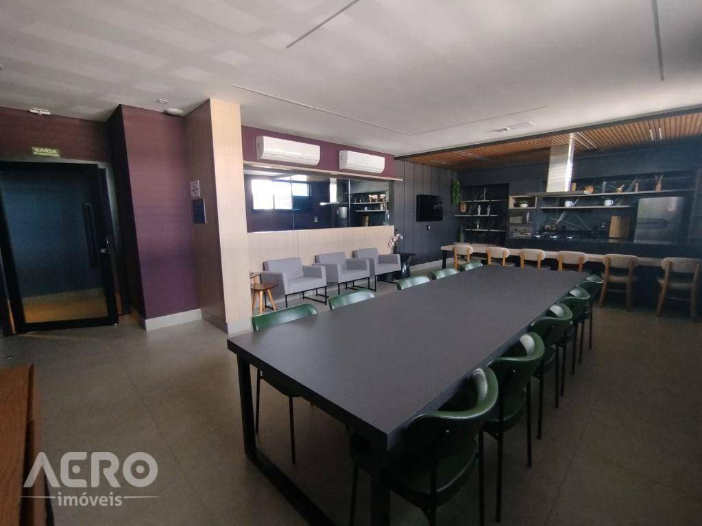 Apartamento para alugar com 2 quartos, 73m² - Foto 9