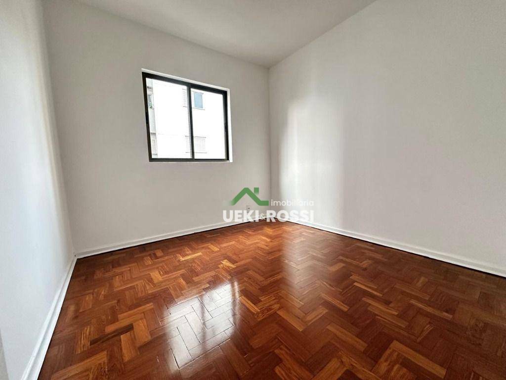 Apartamento à venda com 3 quartos, 84m² - Foto 8