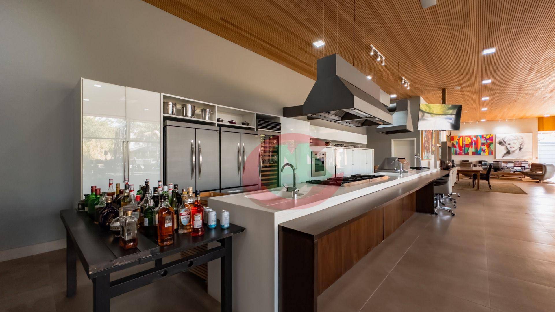 Chácara à venda com 5 quartos, 685m² - Foto 13