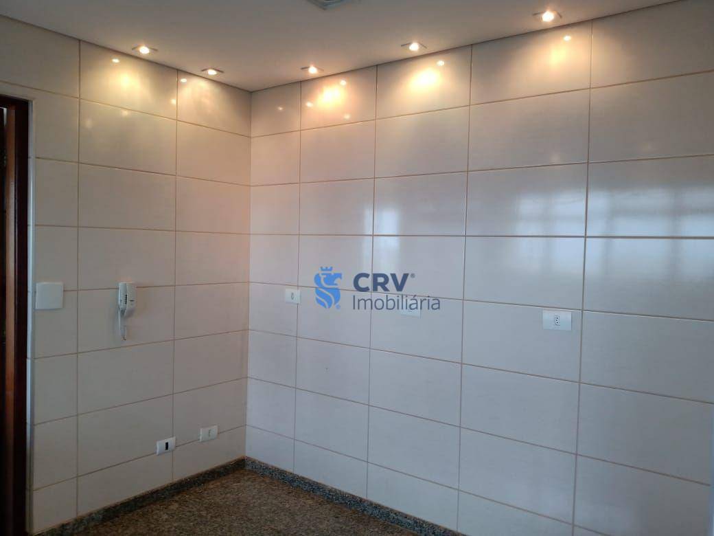 Apartamento para alugar com 4 quartos, 182m² - Foto 9