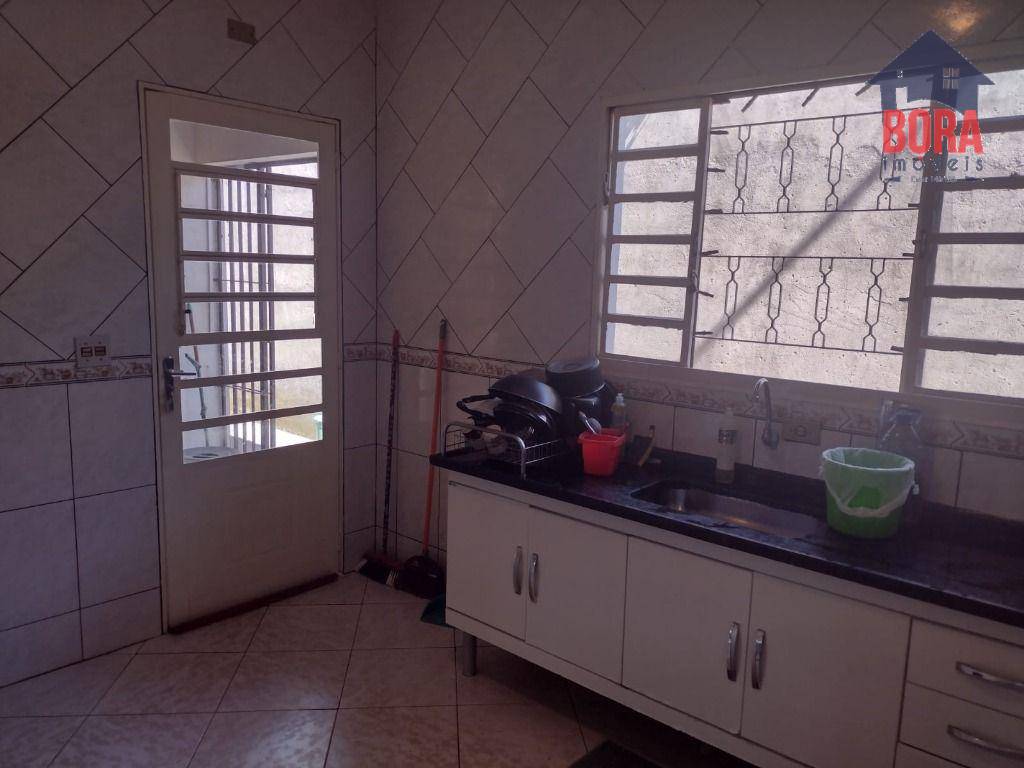 Casa à venda com 3 quartos, 190m² - Foto 28