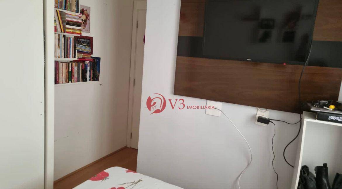 Apartamento à venda com 2 quartos, 40m² - Foto 11