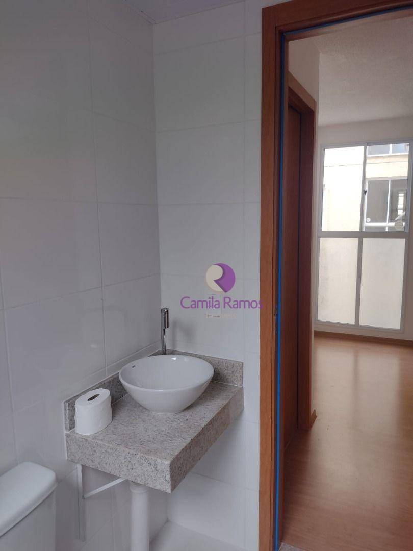 Apartamento para alugar com 2 quartos, 40m² - Foto 12