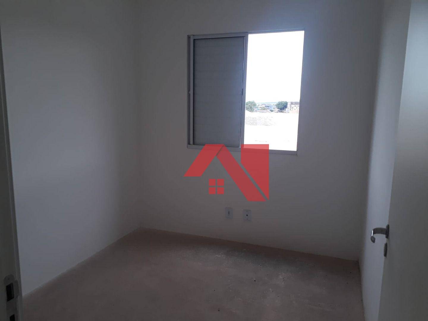 Apartamento à venda com 2 quartos, 40m² - Foto 5