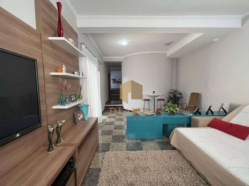 Casa de Condomínio à venda com 4 quartos, 256m² - Foto 19