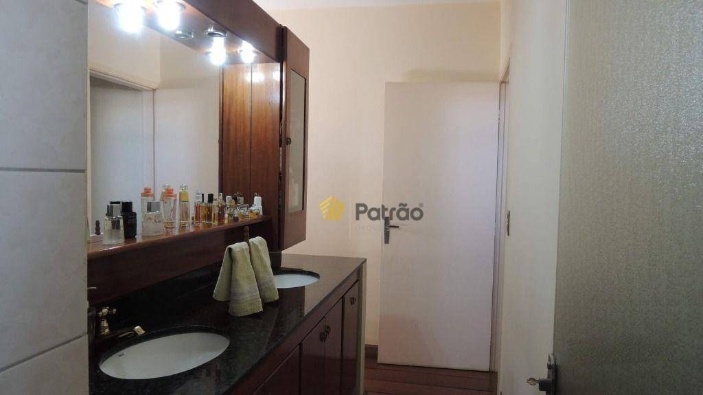 Sobrado à venda com 3 quartos, 205m² - Foto 20