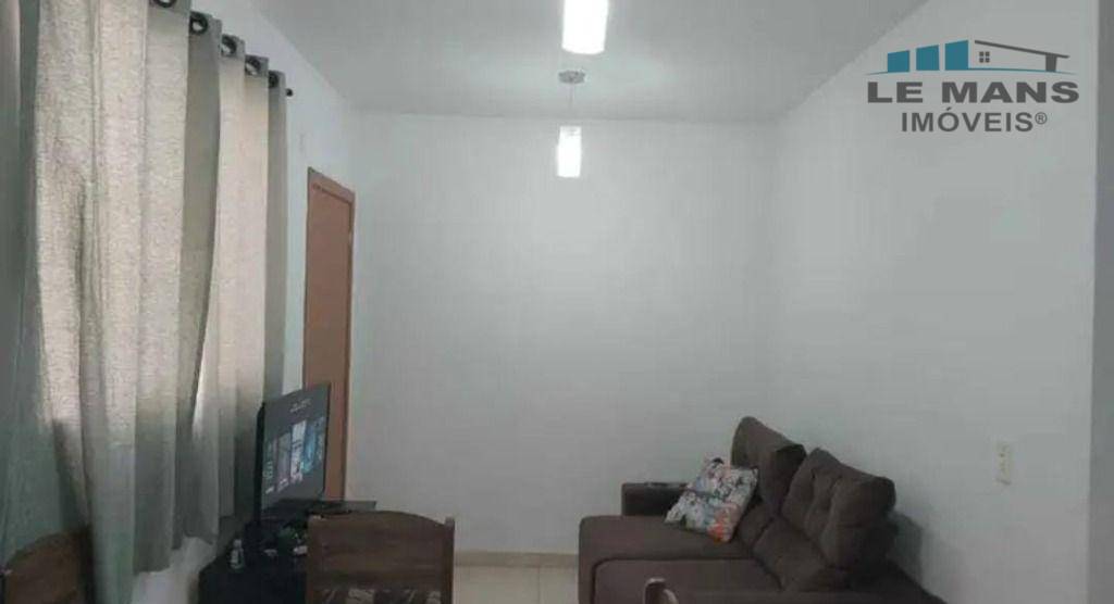 Apartamento à venda com 2 quartos, 45m² - Foto 4