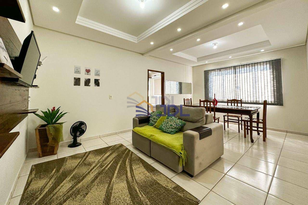 Casa à venda com 8 quartos, 150m² - Foto 12